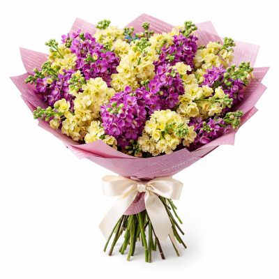 Красивый букет из ароматных цветов «Лепестковая рапсодия»